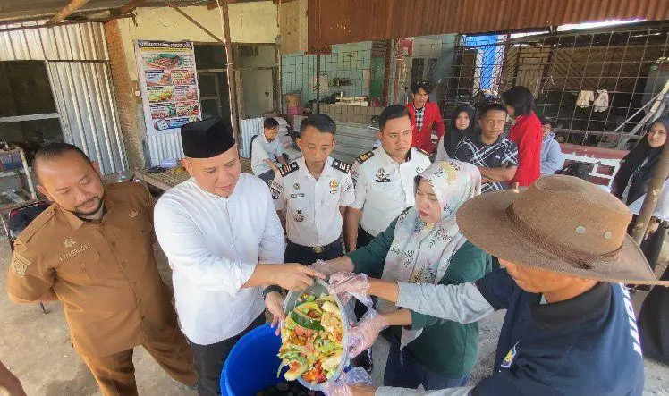 Menemukan Inspirasi Pembelajaran Mengurai Sengkarut Sampah di Makassar