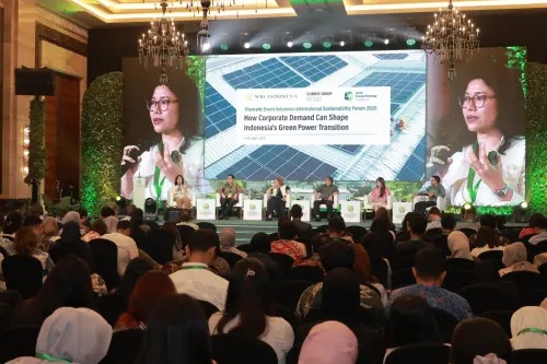 Paradoks Transisi Energi, Menakar Keadilan dan Daya Saing dalam Pusaran Listrik Hijau Industri