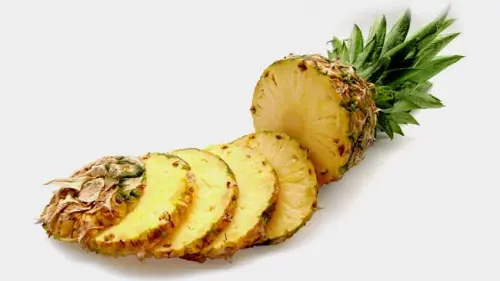 Makan Nanas, Ini Efek Sampingnya dan Cara Konsumsi yang Tepat