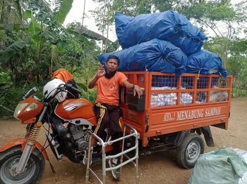 Ali Topan, Pemuda Asal Pinrang, Penerima Penghargaan Khusus dari KLHK